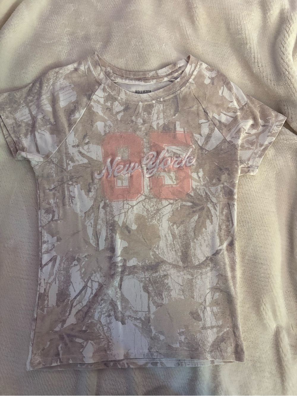 Hollister Camo Jersey Style T-Shirt - Size Small